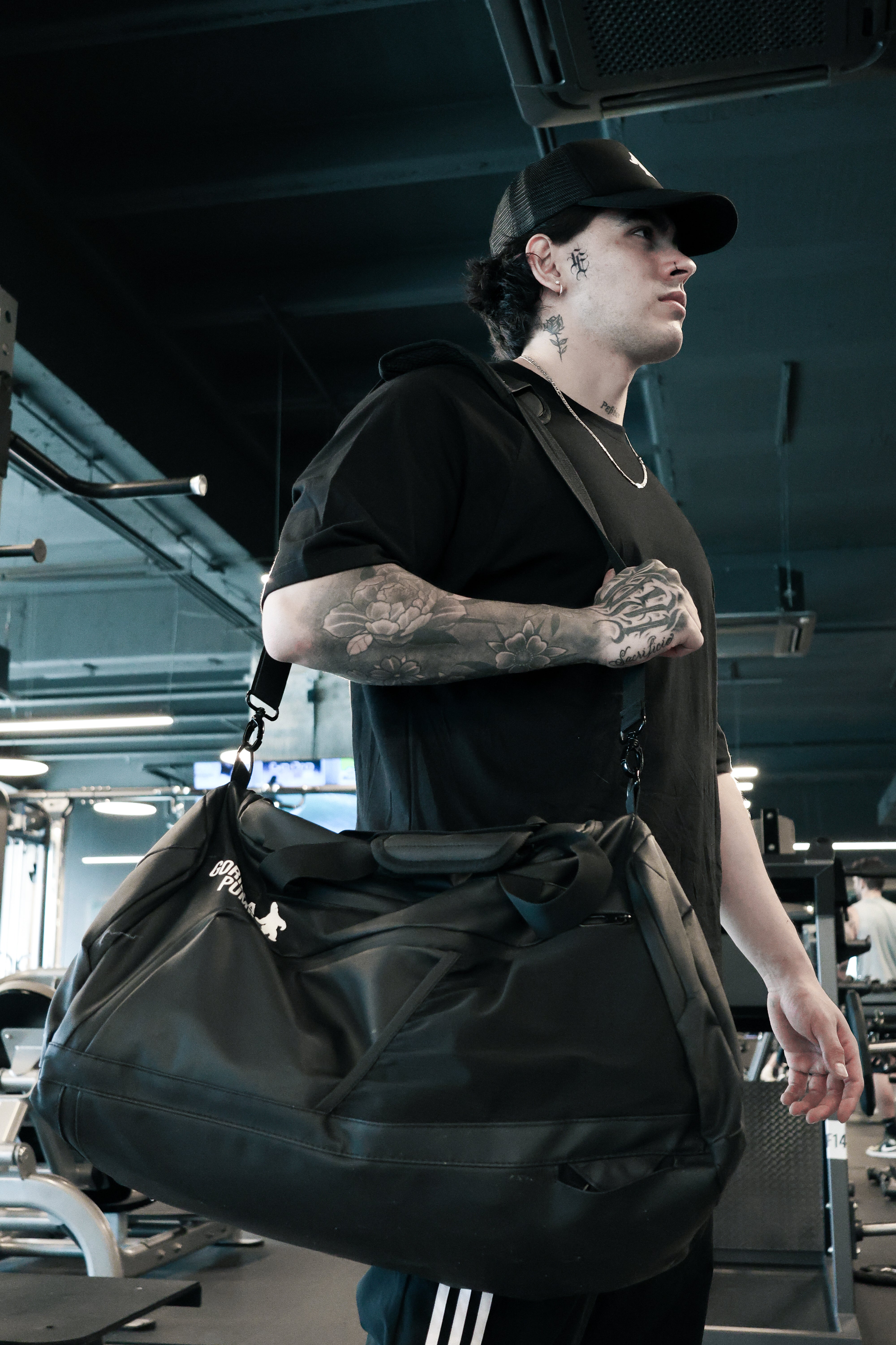 DUFFLE BAG GORILLA PUMP