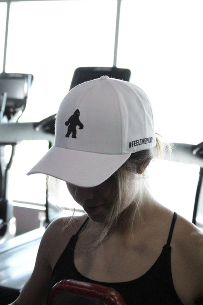 GORRA BLANCA GORILLA PUMP